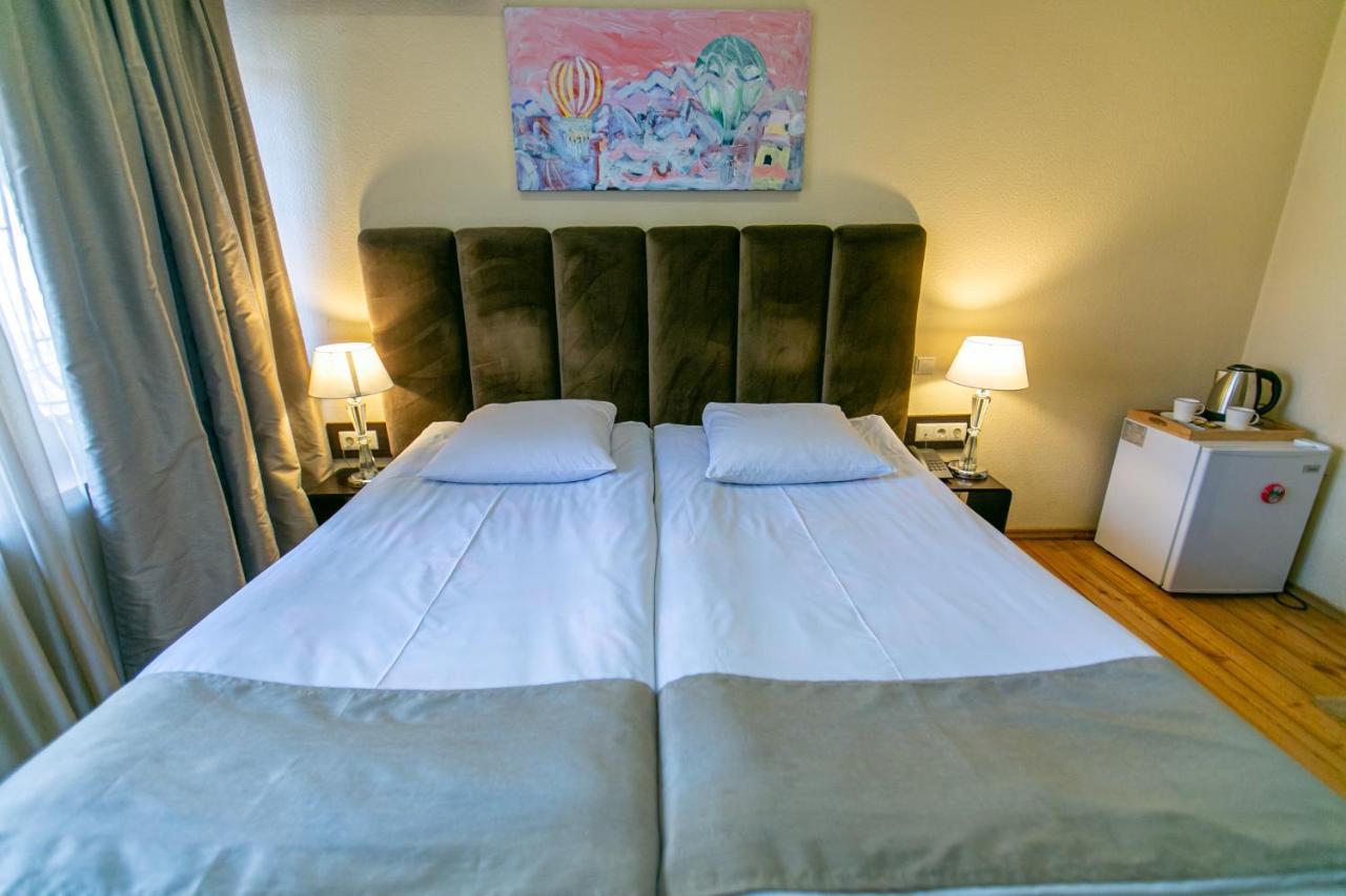 Hotel Vip Тбилиси Экстерьер фото