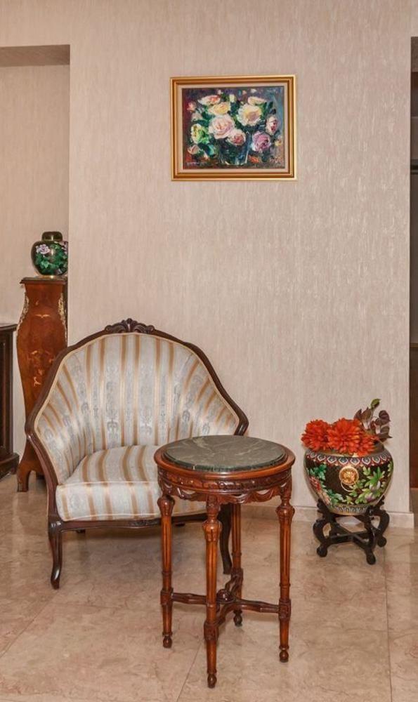 Hotel Vip Тбилиси Экстерьер фото