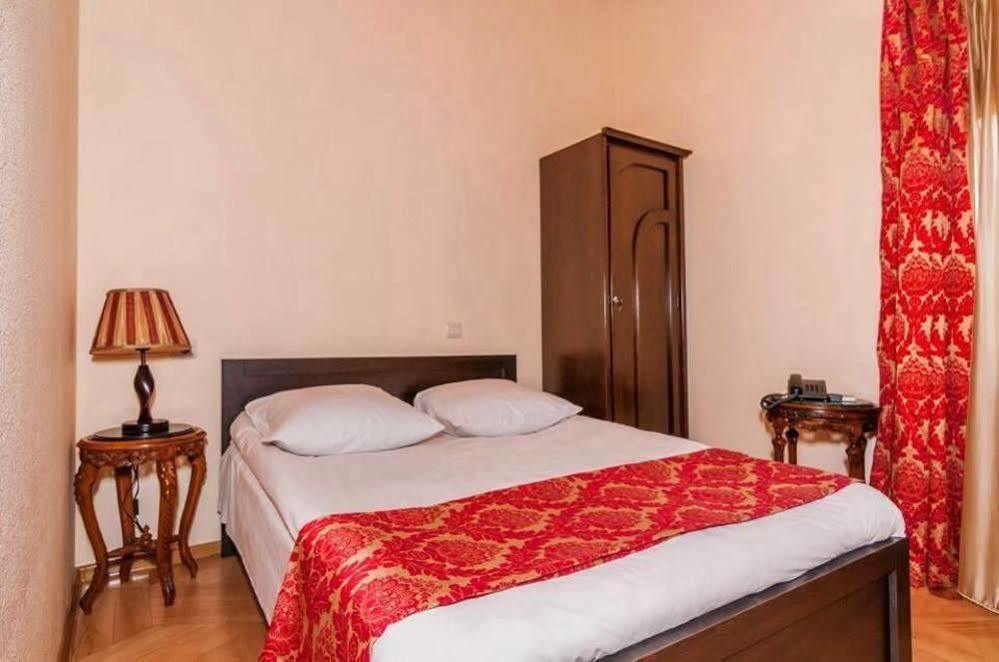 Hotel Vip Тбилиси Экстерьер фото