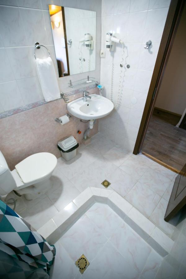 Hotel Vip Тбилиси Экстерьер фото